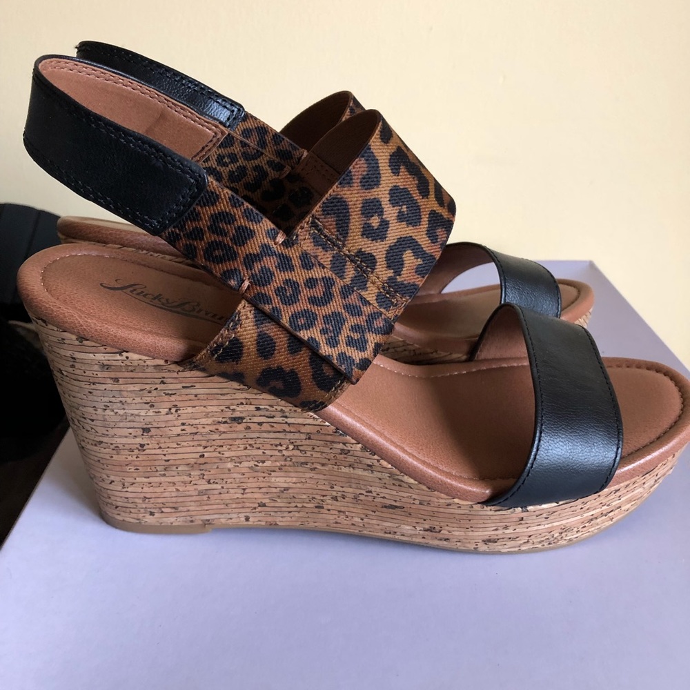 Meet your Posher, Elina